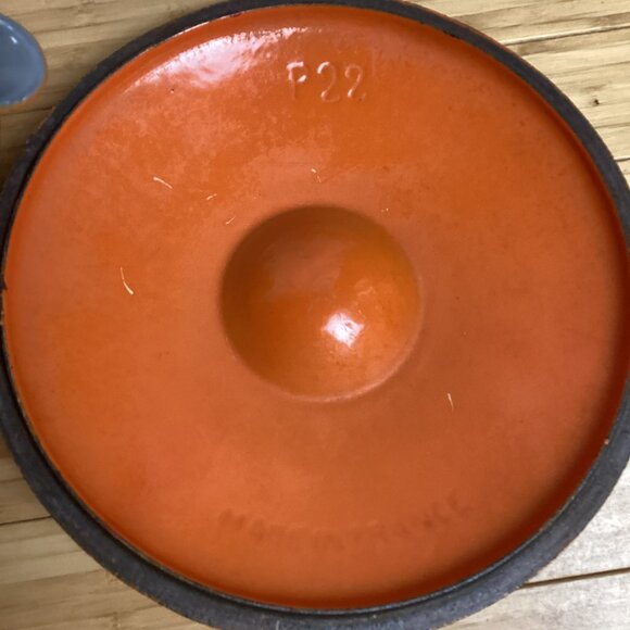 Vintage LeCreuset Flame Orange #22 Enamel Sauce Pan - Picture 6 of 13